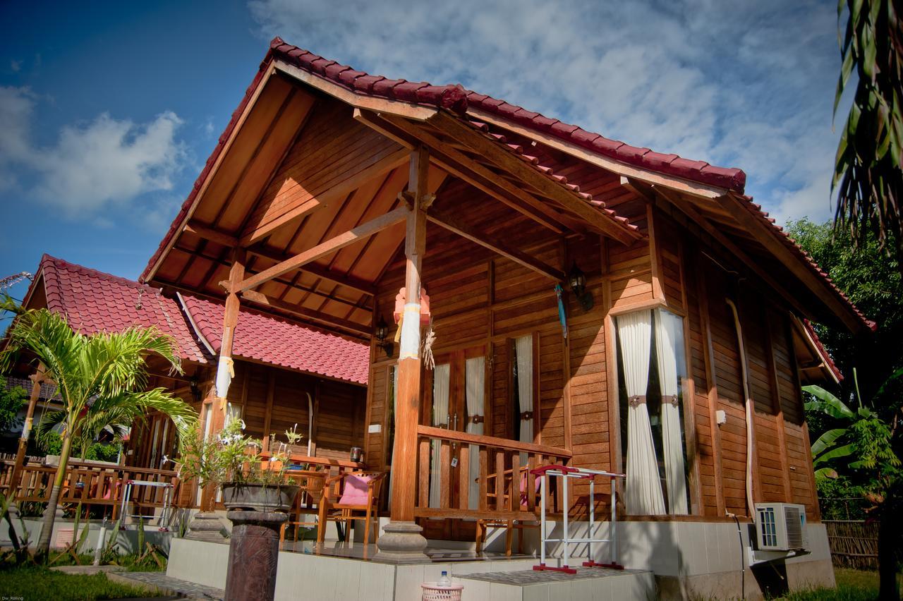 Timbool Bungalow Ped Eksteriør bilde