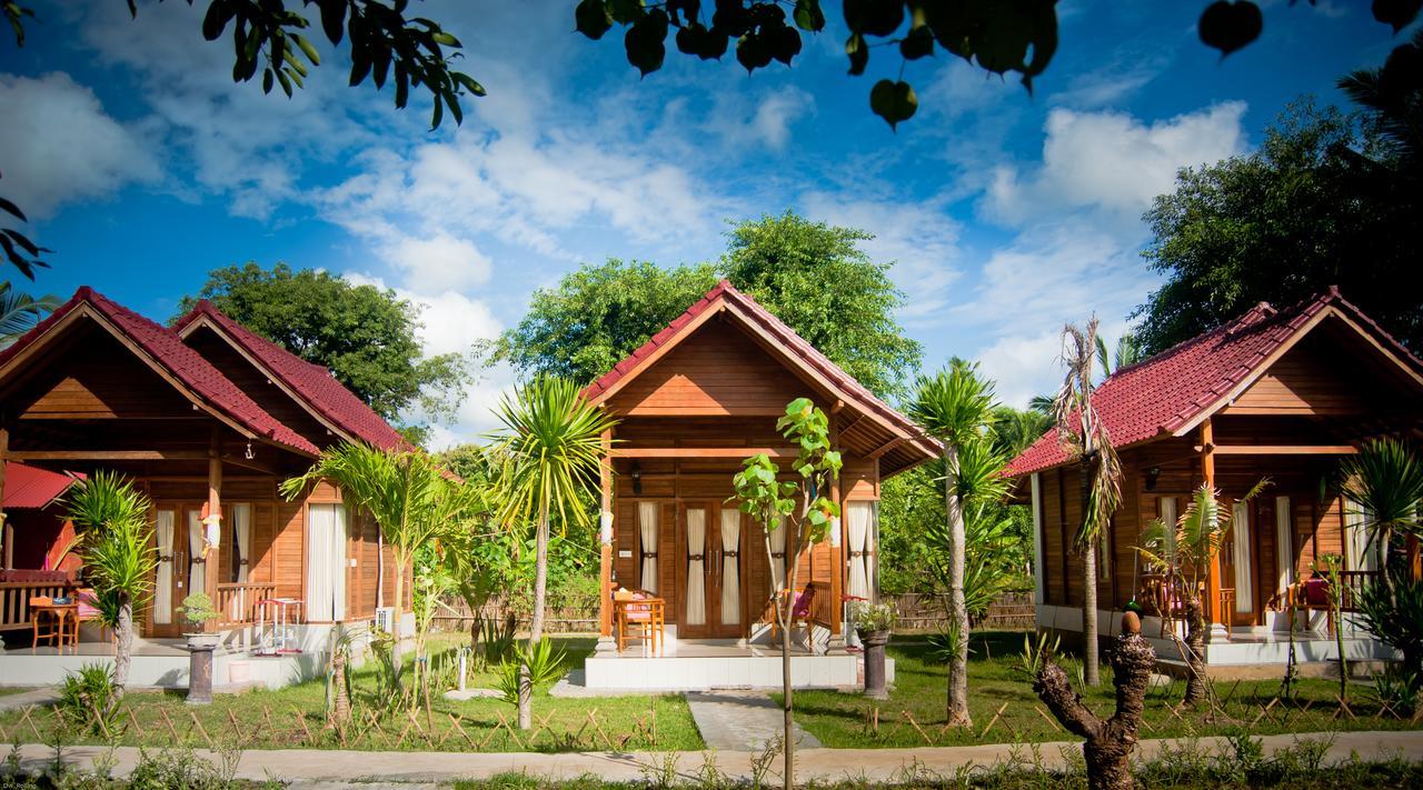 Timbool Bungalow Ped Eksteriør bilde